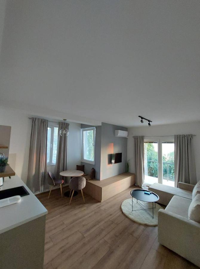 Nautica Apartments&Studios Peštani Exteriör bild