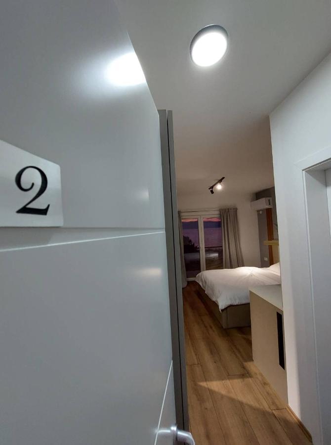 Nautica Apartments&Studios Peštani Exteriör bild