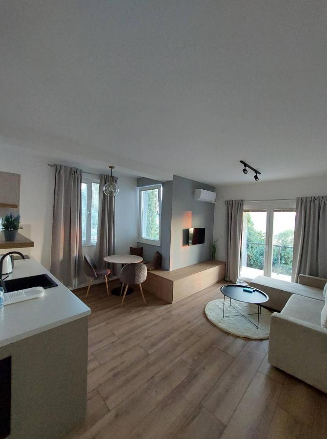 Nautica Apartments&Studios Peštani Exteriör bild